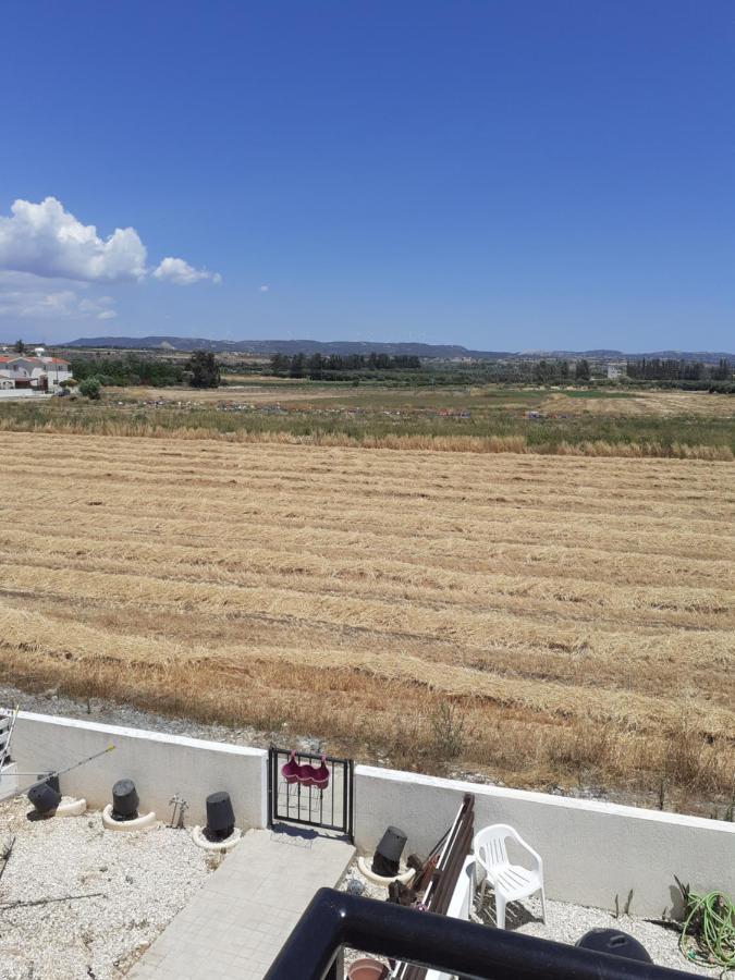 Villa Beautiful 2-Bed House In Mandria  Exterior foto